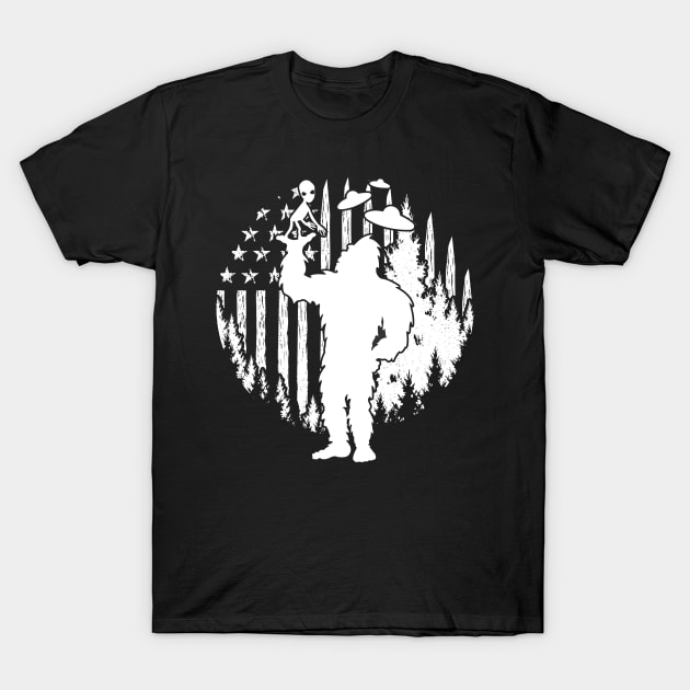 Bigfoot Alien Usa Flag T-Shirt by Tesszero